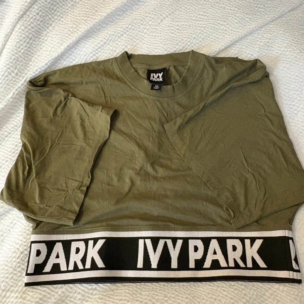 Ivy Park Olive Green Crop Top - Picture 5 of 7
